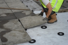 How to lay slabs onto paving pads