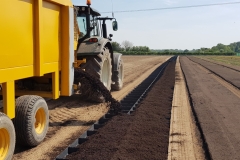 green-roof-growing-cycle-1-filling-trays