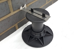 Metal-plate-for-paving-up-to-wall