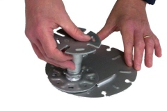 connecting-metal-pedestal-to-spreader-plate-2