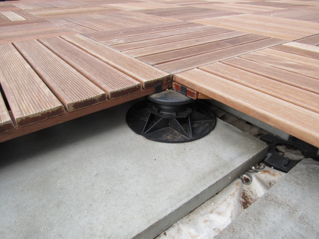Hardwood Timber Decking Tiles Wallbarn