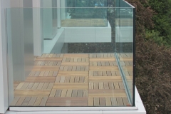 balcony-constrcution-with-hardwood-timber-tiles