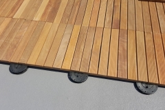 how-to-lay-timber-tiles-on-support-pads-on-roof-deck