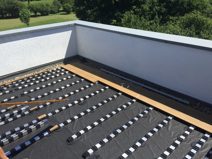 An image of a decking installation at Earlsfield, London