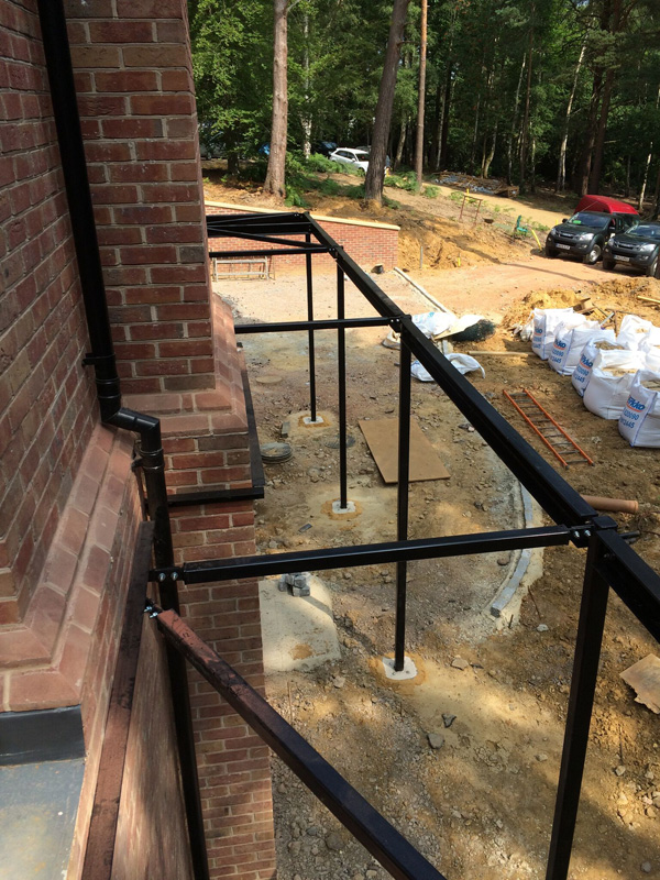 An image of a completed decking installation at Finchampstead, Berkshire (New)