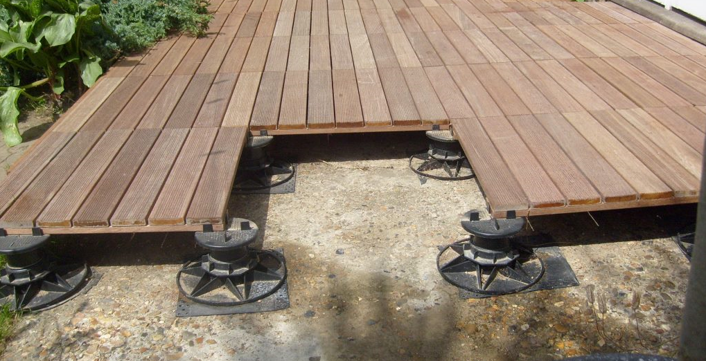 An image of a decking overlay Wallbarn