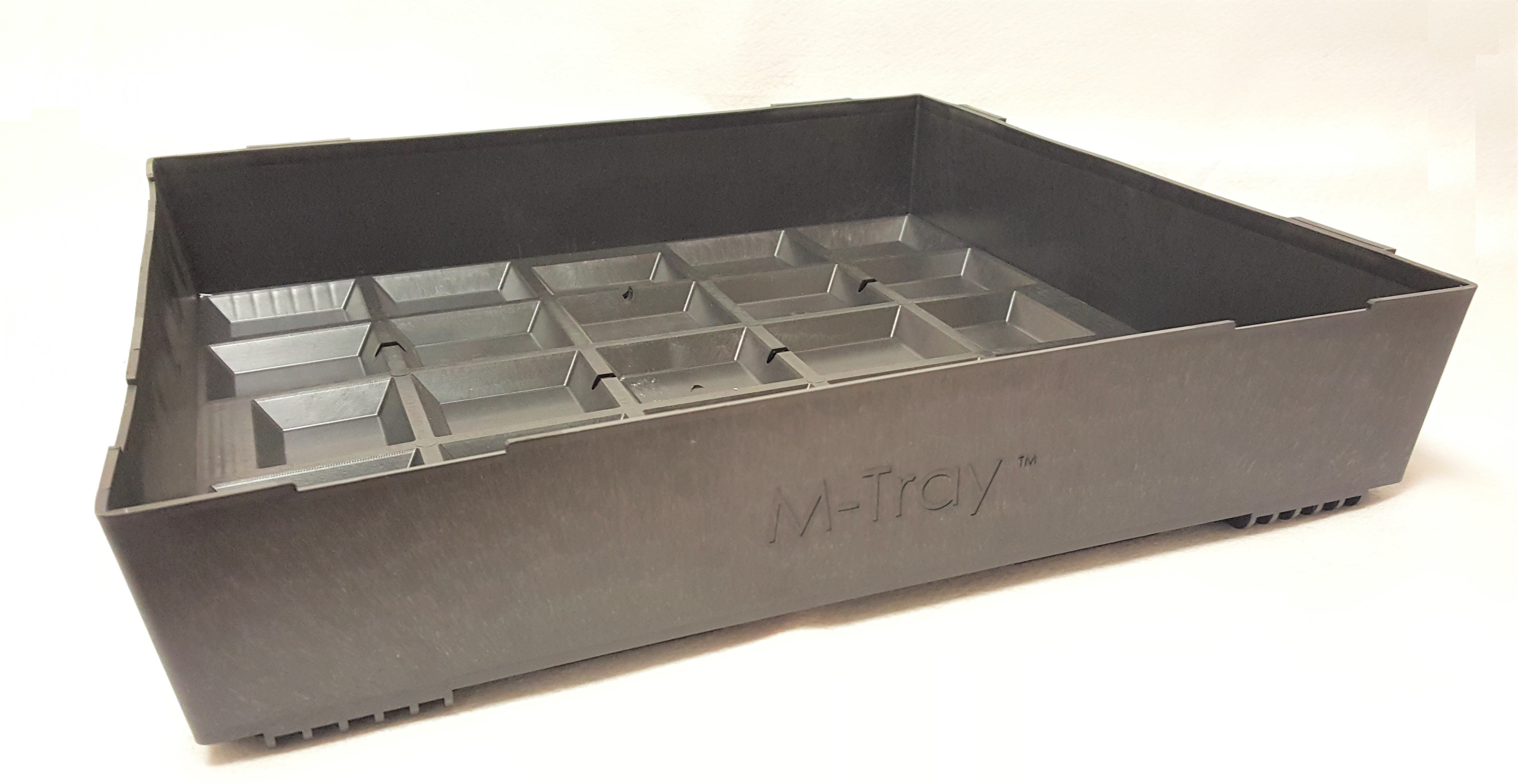 empty module with MTray brand Wallbarn