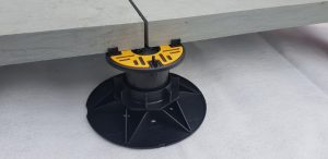 adjustable height telescopic paving pedestal