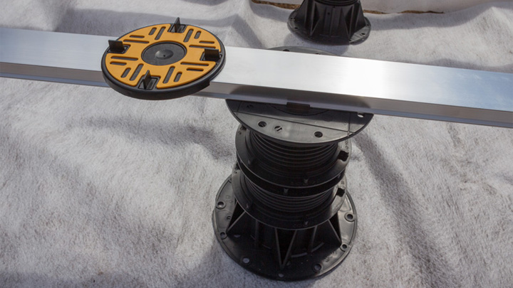 The Benefits Of A Rail Pedestal System