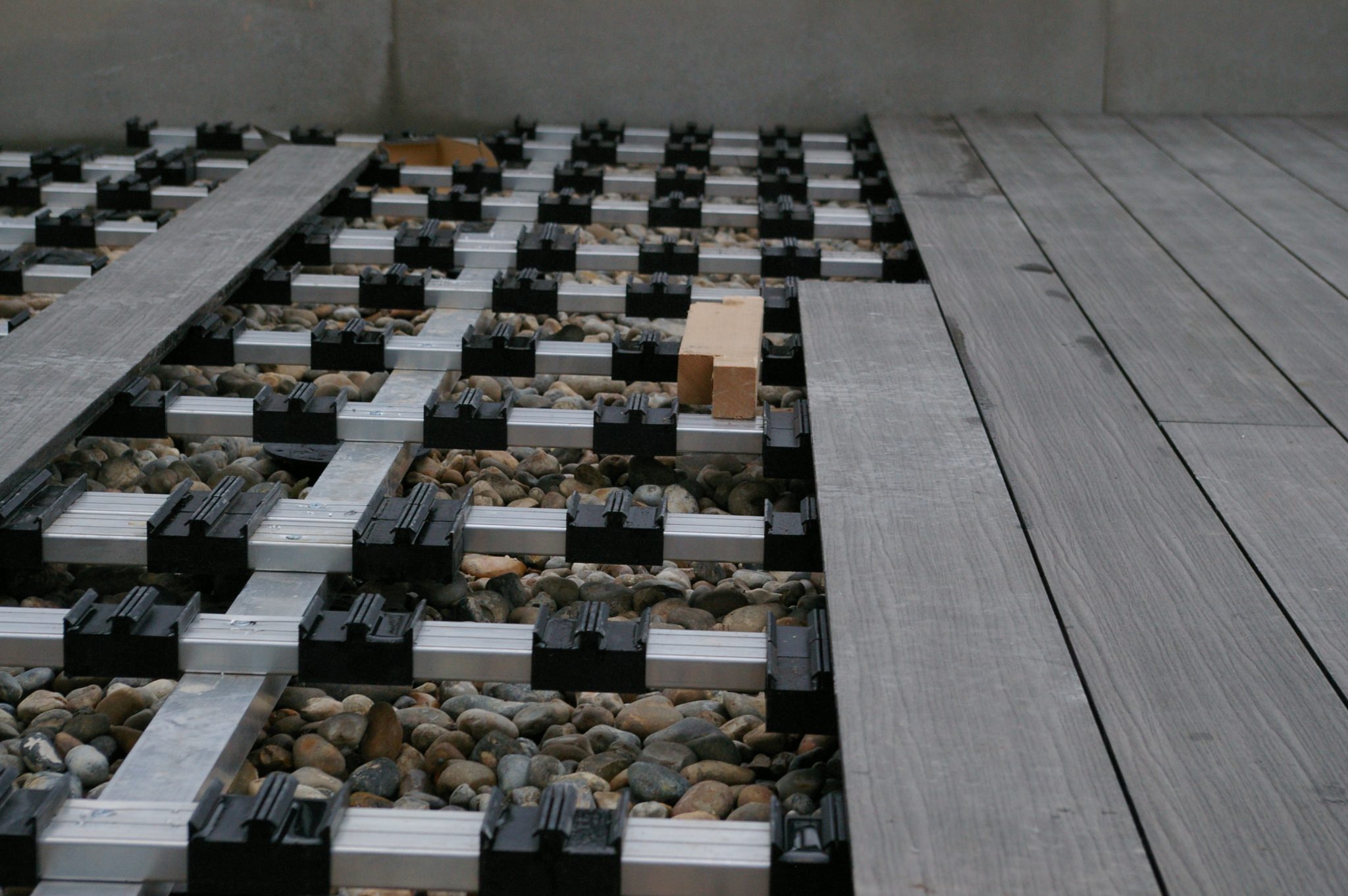 how to build composite decking substructure Wallbarn