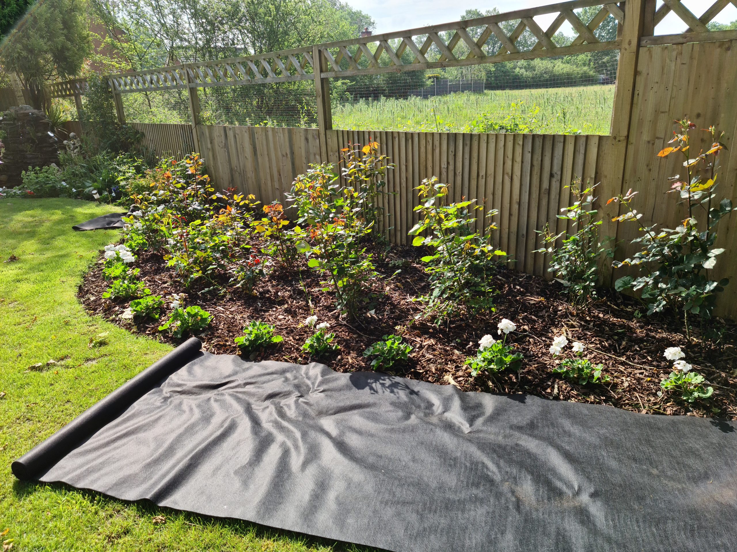 Flortex fabric for weeds