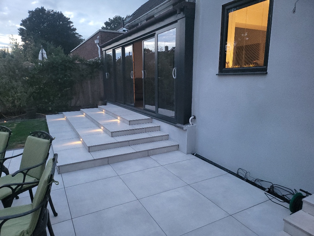 Paving installation