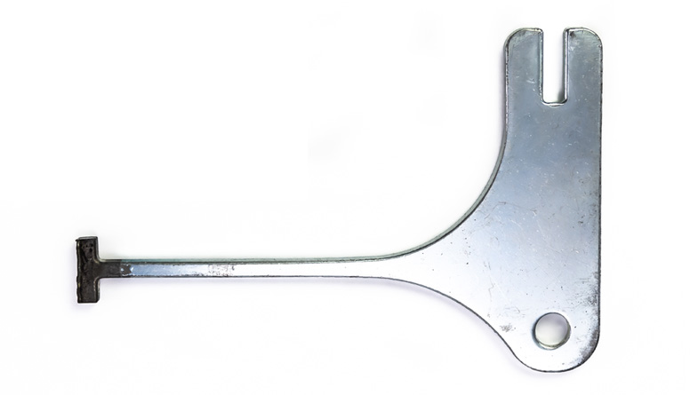 Silver key for adjustable pedestals