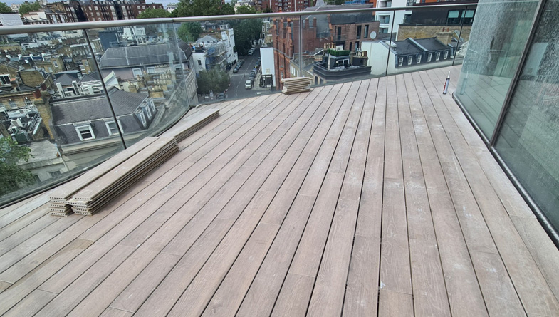 What are the advantages of raised access decking?