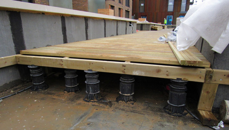 Adjustable-decking-pedestals-joists-and-deck-boards-scaled