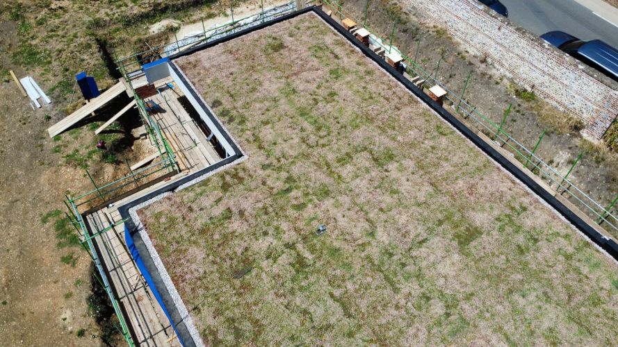 Wallbarn Green Roof Project - Wiltshire 02
