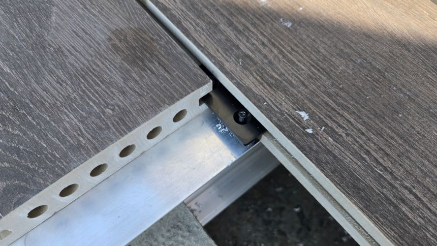17 Wallbarn W Clip fixing into side milling Exadeck ceramic