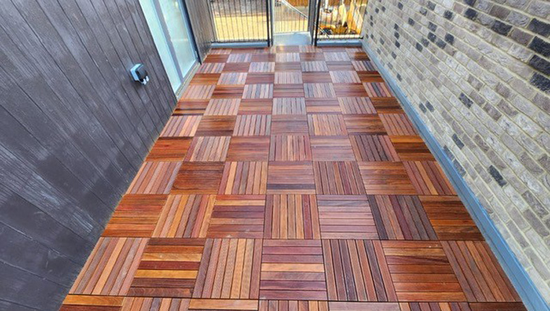 Cumaru-Timber-Tiles-on-balcony---2