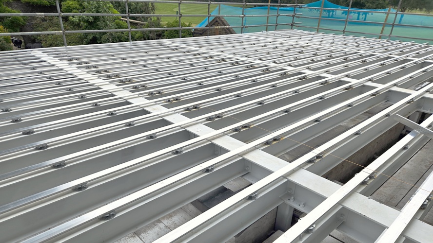 05-wallbarn-class-a-decking-roehampton-april-2025-15