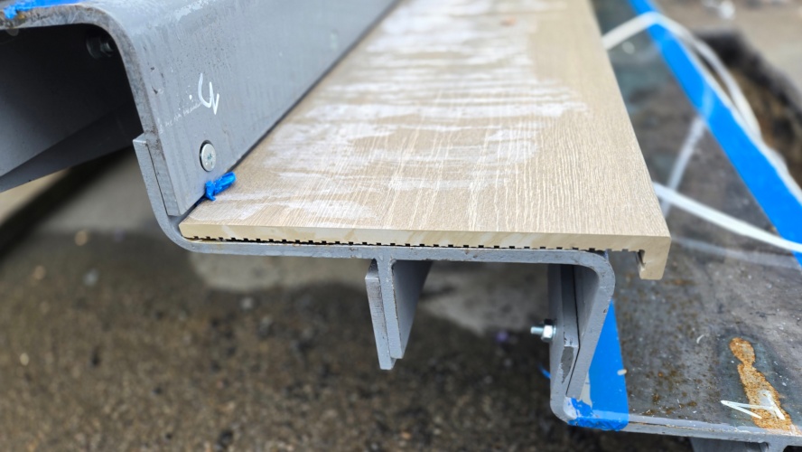 11-wallbarn-class-a-decking-roehampton-april-2025-40