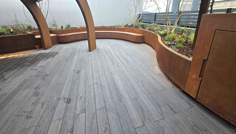 35-wallbarn-class-a-decking-system-kings-college-nov-2025-005_16x9_web1920x1080