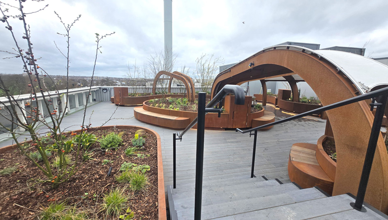 36-wallbarn-class-a-decking-system-kings-college-nov-2025-057_16x9_web