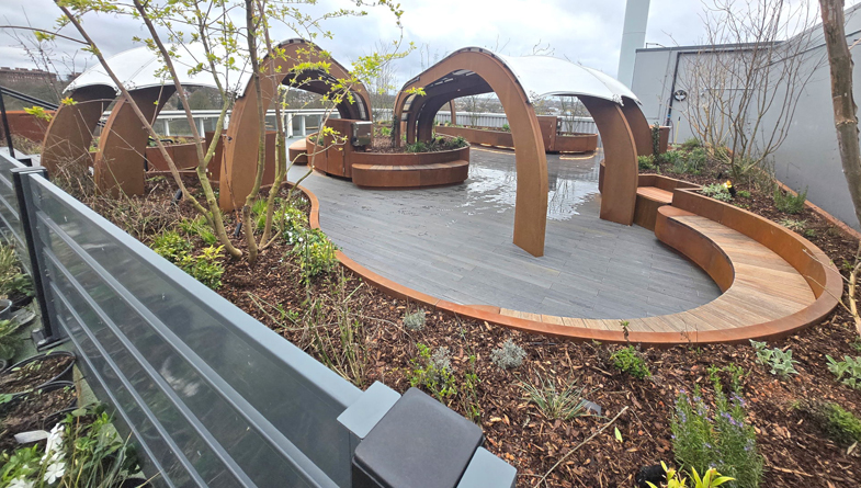 39-wallbarn-class-a-decking-system-kings-college-nov-2025-053_16x9_web1920x1080