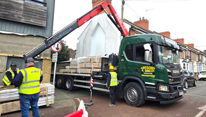 wallbarn-class-a-decking-project-ashford-001