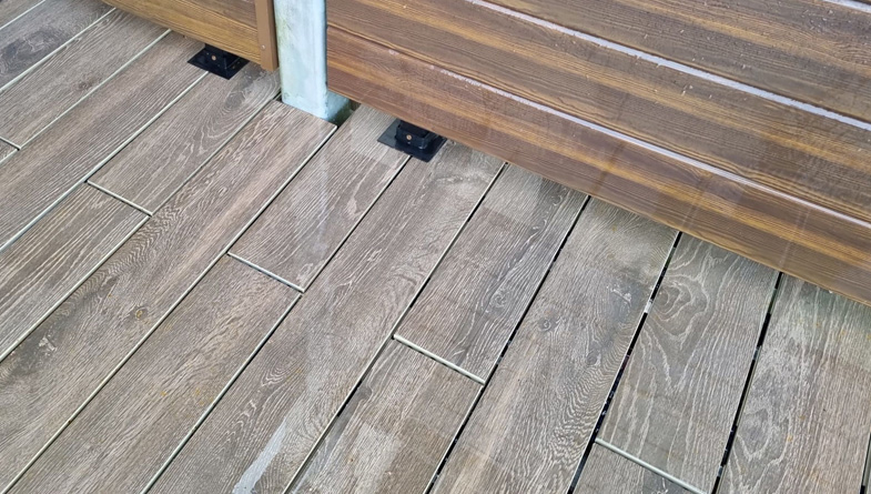 wallbarn-class-a-decking-project-ashford-010