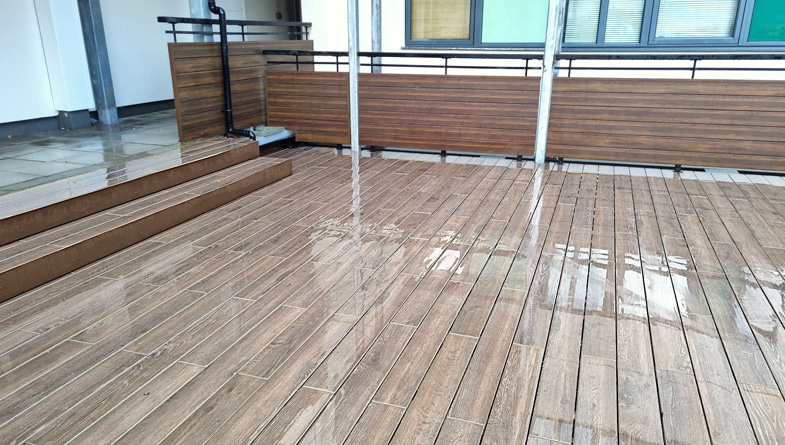 wallbarn-class-a-decking-project-ashford-013